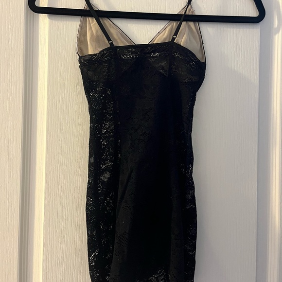 Aritzia Wilfred Lace Tank - Picture 2 of 3
